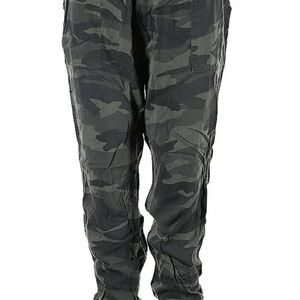 Woman’s camouflage Cargo Pants